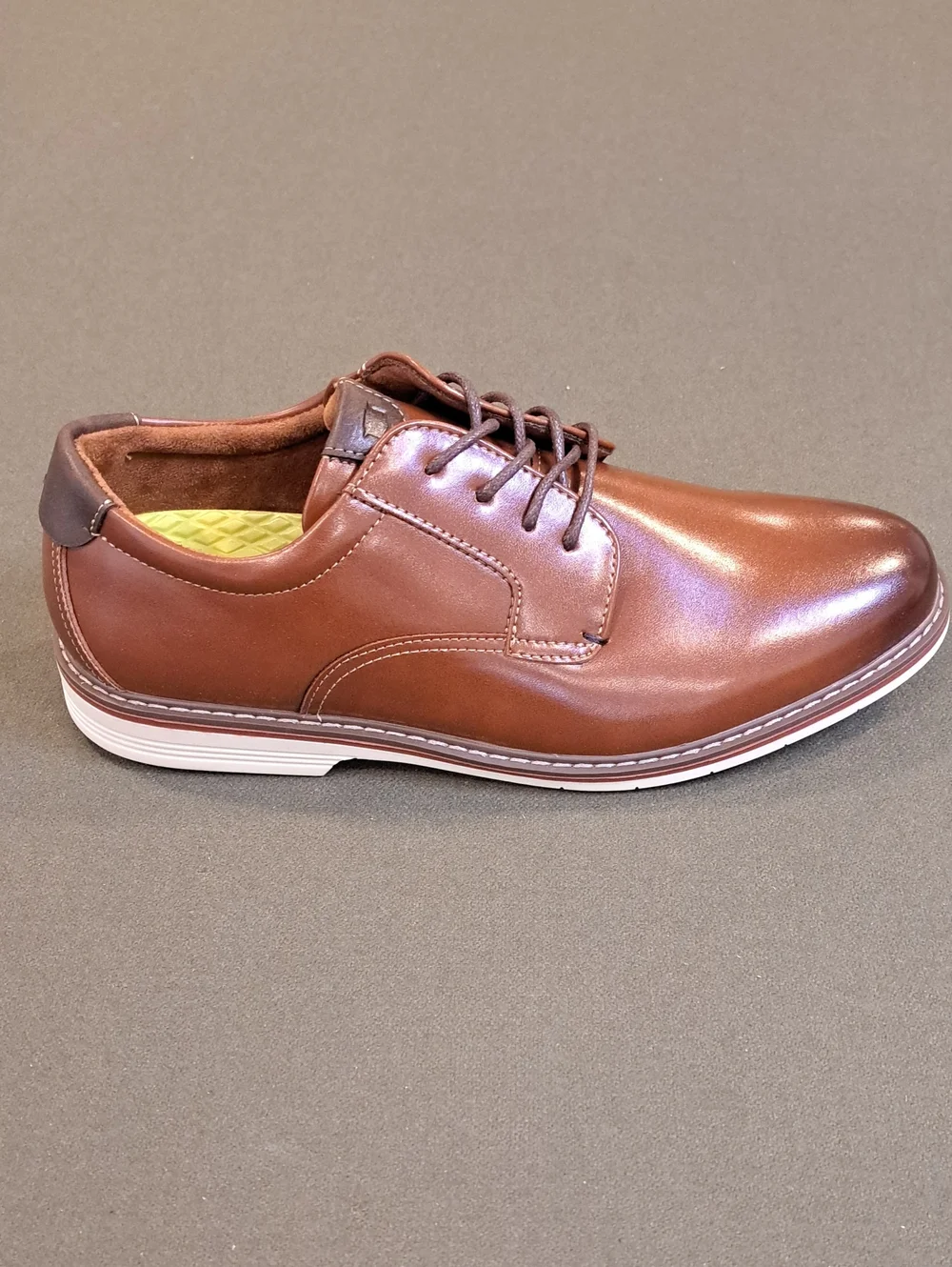 Florsheim Norwalk Jr.  Boys Plain Toe Oxford - Color: Cognac - Size: Kids 5.5
